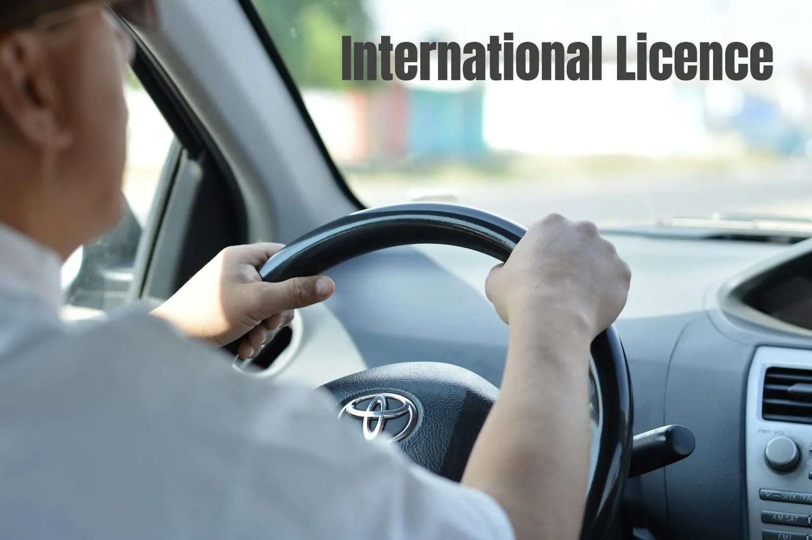 Car Insurance with an International Licence: The UK Guide to Coverage and Savings