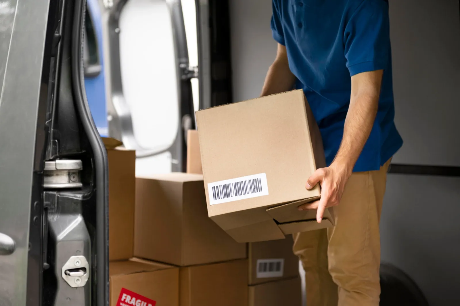 Why Every Courier in the UK Needs Courier Insurance